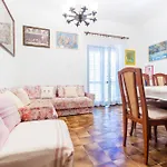 Apartman 7 Olives