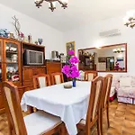 7 Olives * Rogoznica (Sibenik-Knin)