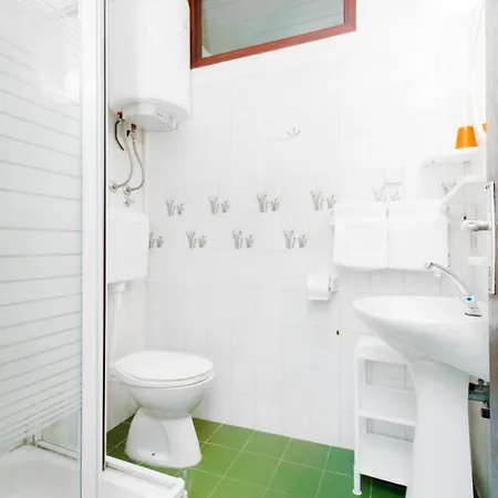 7 Olives Рогозница